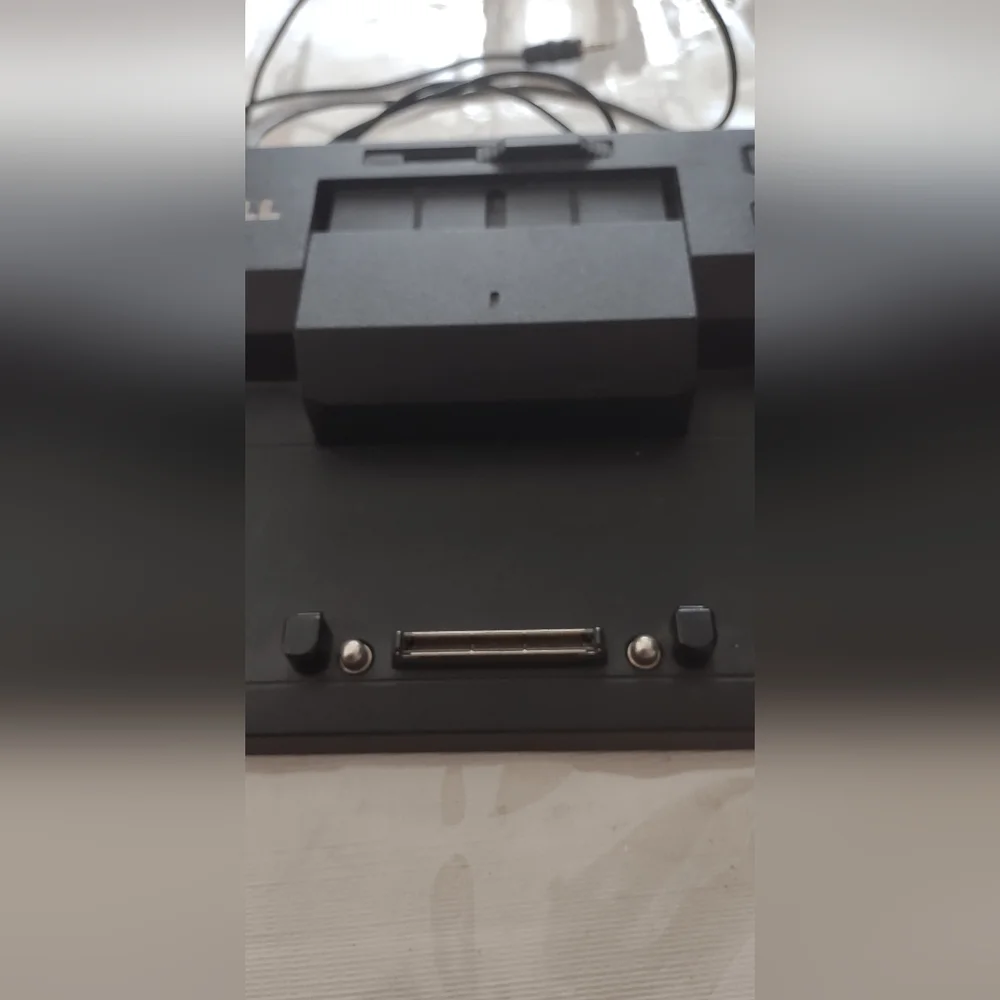 Dell E Port like new